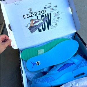 SKU: FQ1759 400. Men size 12. Blue color